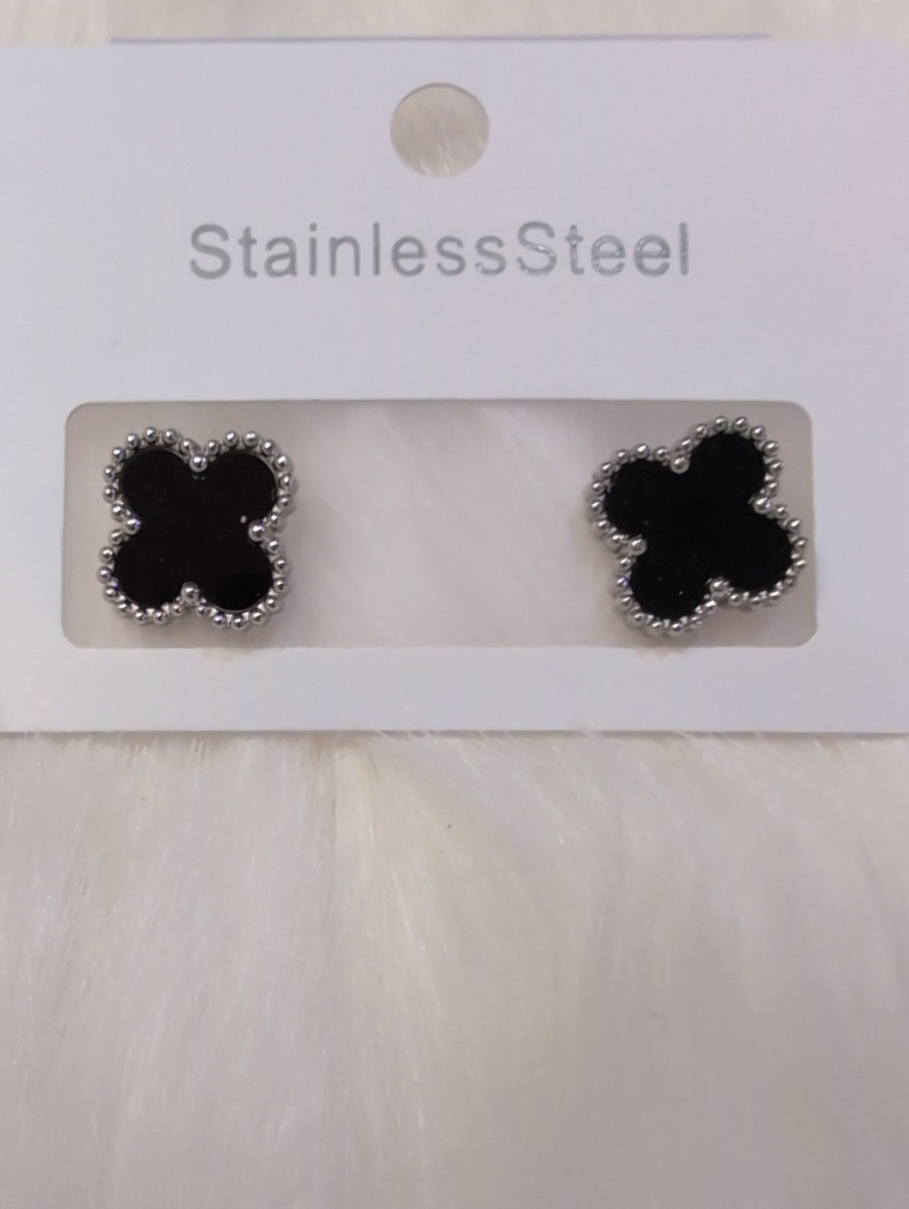 Stainless Steel Black Clover Stud Pierced Earrings - Women's Fashion